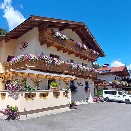 Alpenchalet Almrose Auffach Exteriör bild