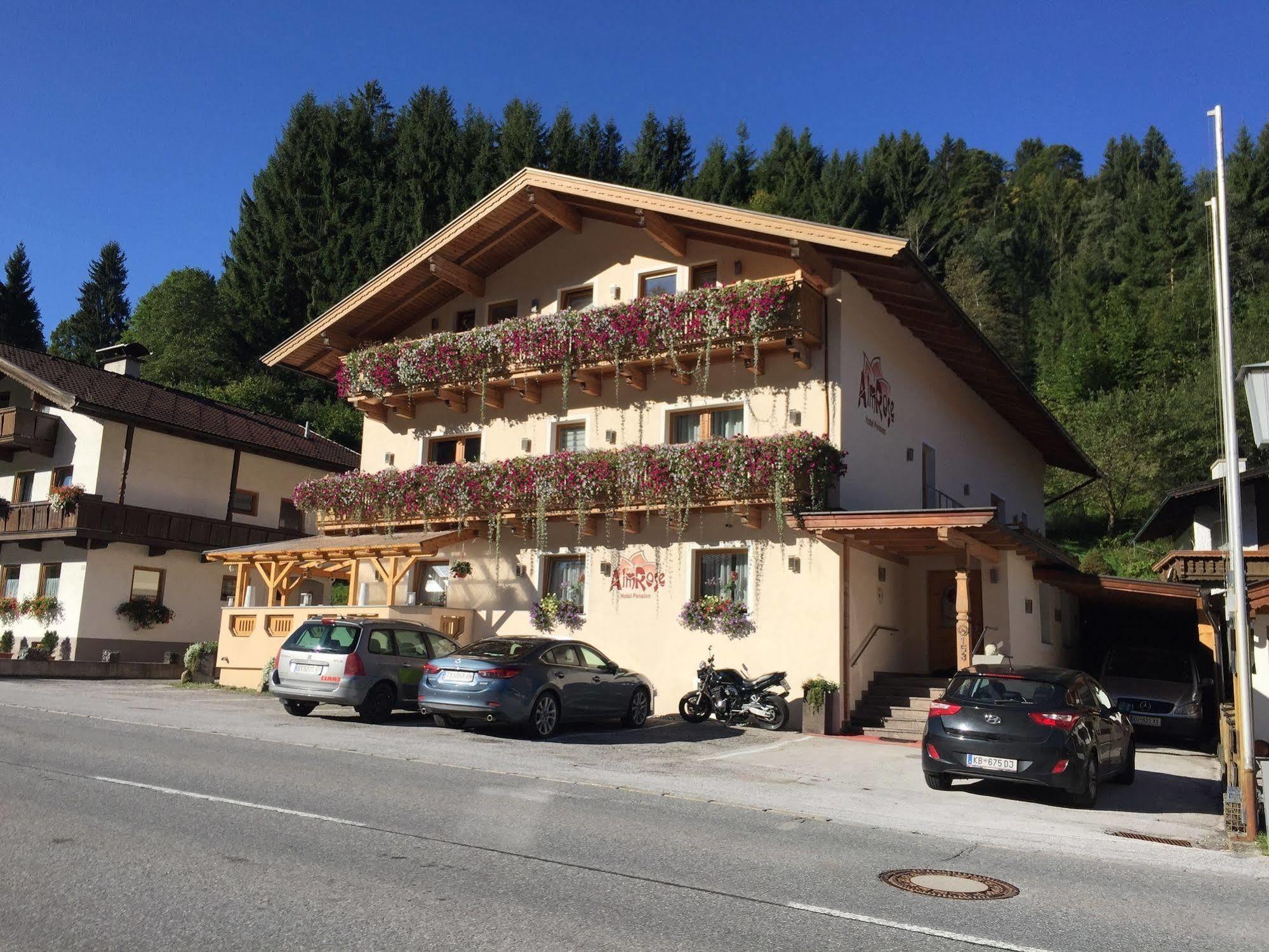 Alpenchalet Almrose Auffach Exteriör bild